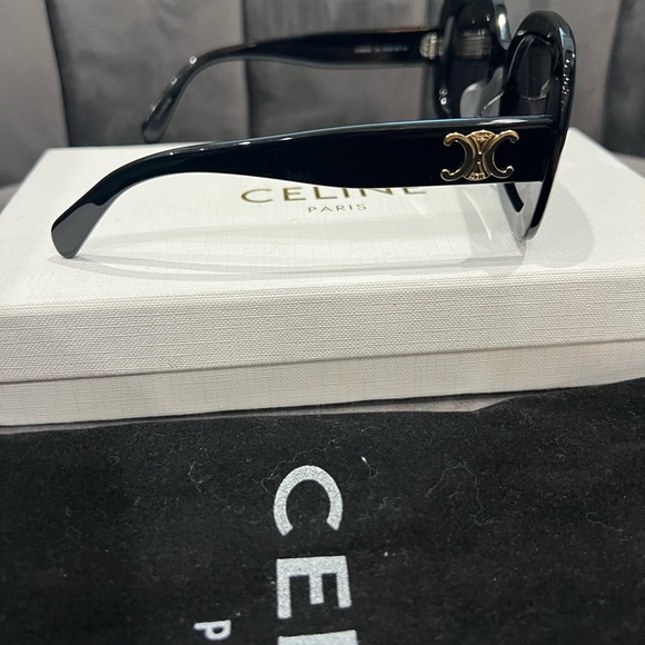 Celine Triomphe Black Sunglasses with Gold Accent - Picture 5 of 17